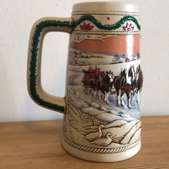 Budweiser Holiday Beer Stein, 1996 - Picture 3 of 6
